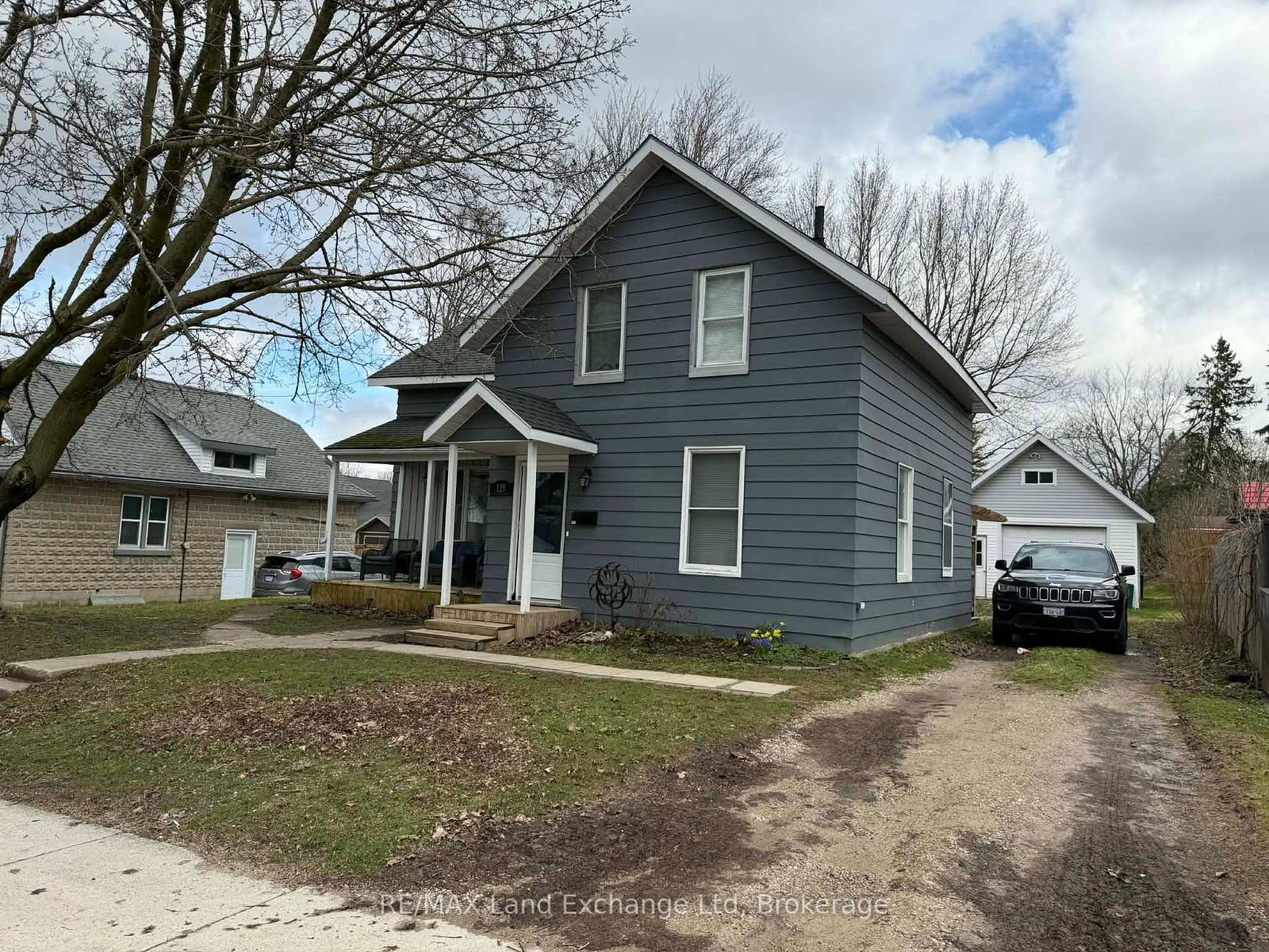 129-victoria-street-e-north-huron-ontario-x13008840