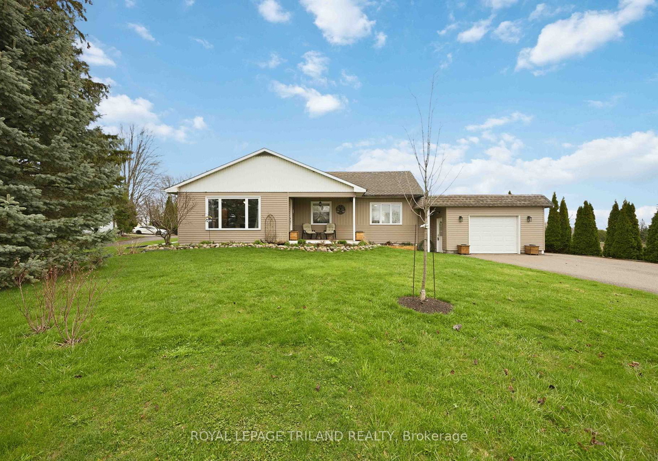 8376-townsend-line-lambton-shores-ontario-x13008998