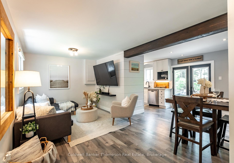 16-walpole-street-huntsville-ontario-x13009048
