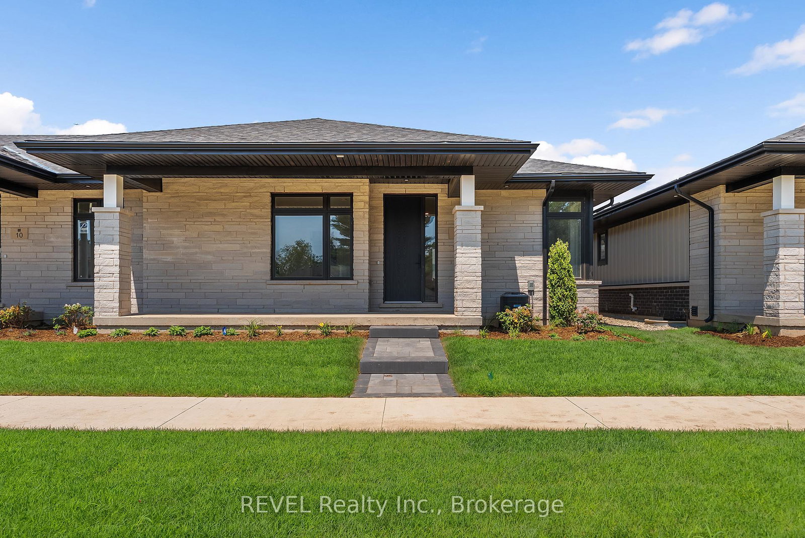 8-accursi-crescent-pelham-ontario-x13009110