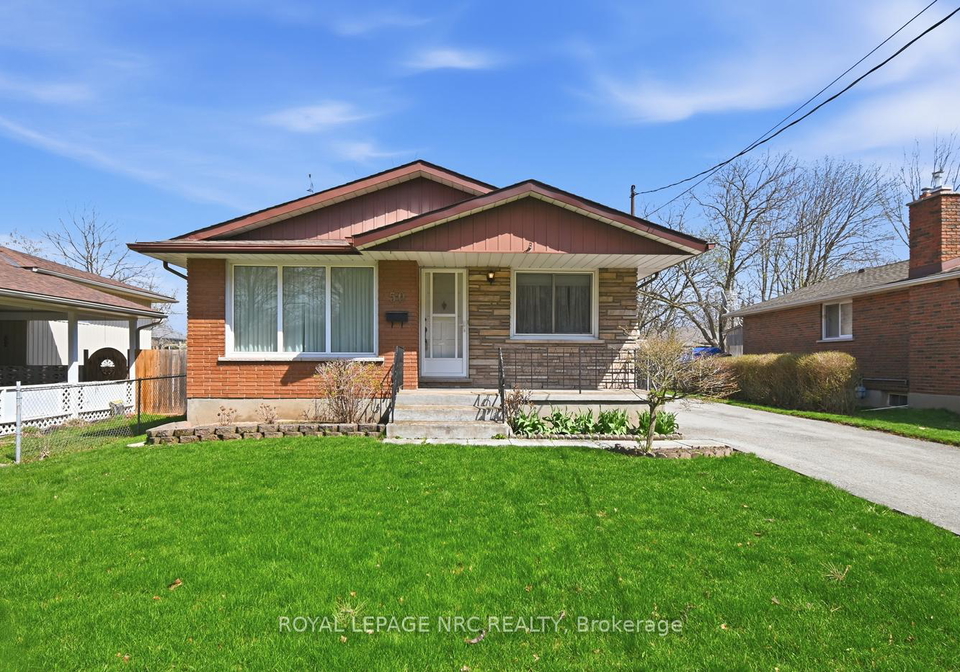 50-leaside-drive-st-catharines-ontario-x13009130