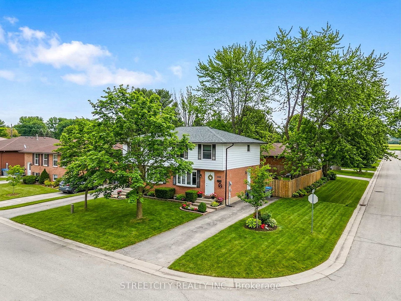 190-spence-drive-strathroy-caradoc-ontario-x13009476