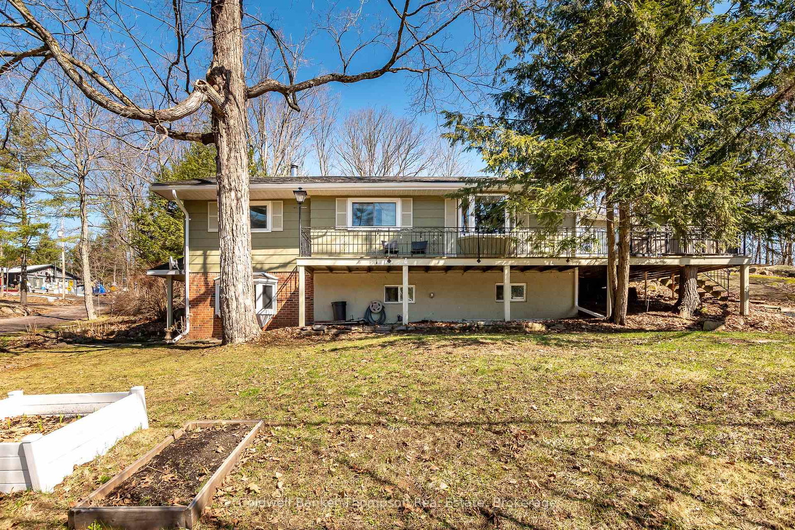 2802-muskoka-118-road-w-muskoka-lakes-ontario-x13009478
