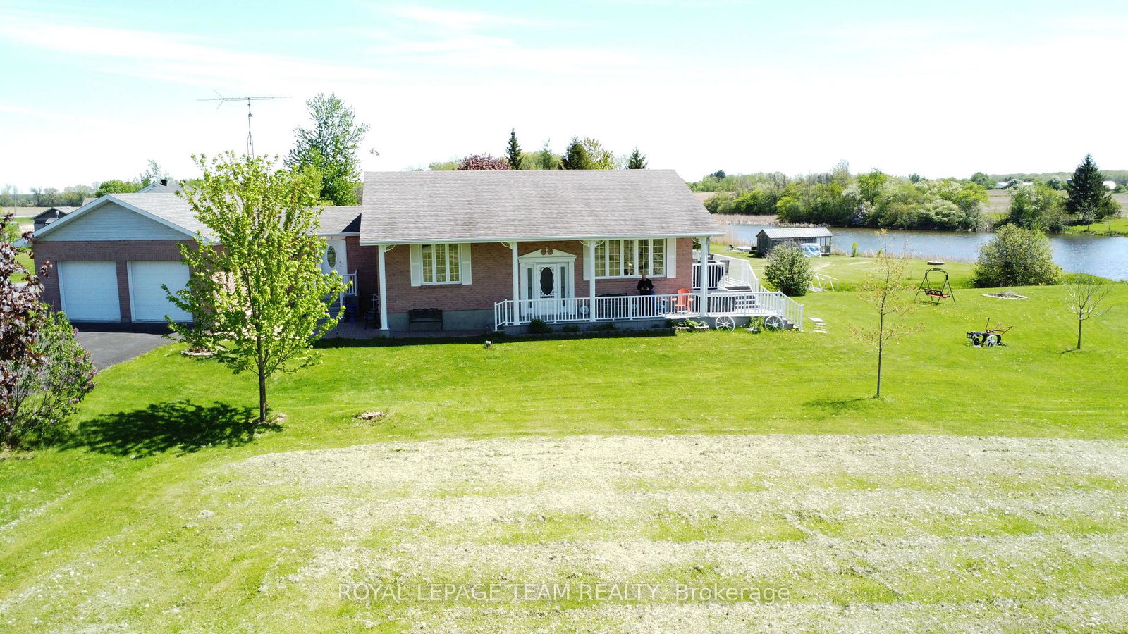 11708-breezewood-avenue-s-south-dundas-ontario-x13009868