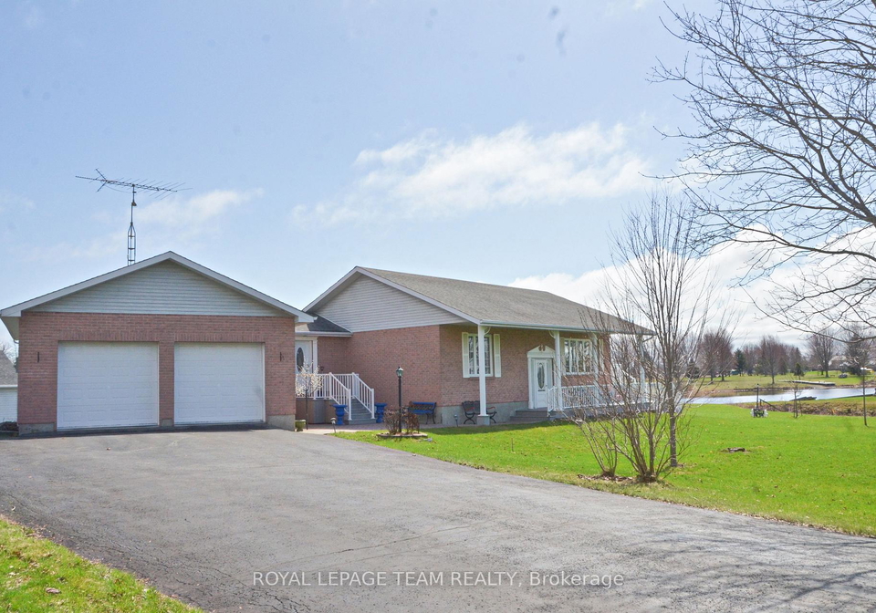 11708-breezewood-avenue-s-south-dundas-ontario-x13009868
