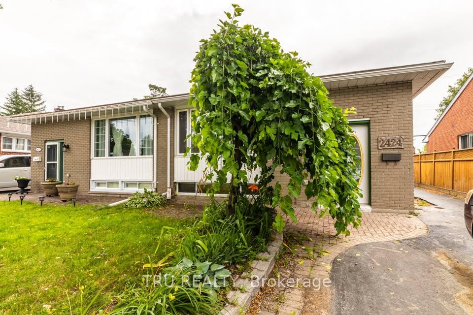 2424-iris-street-ottawa-ontario-x13010118
