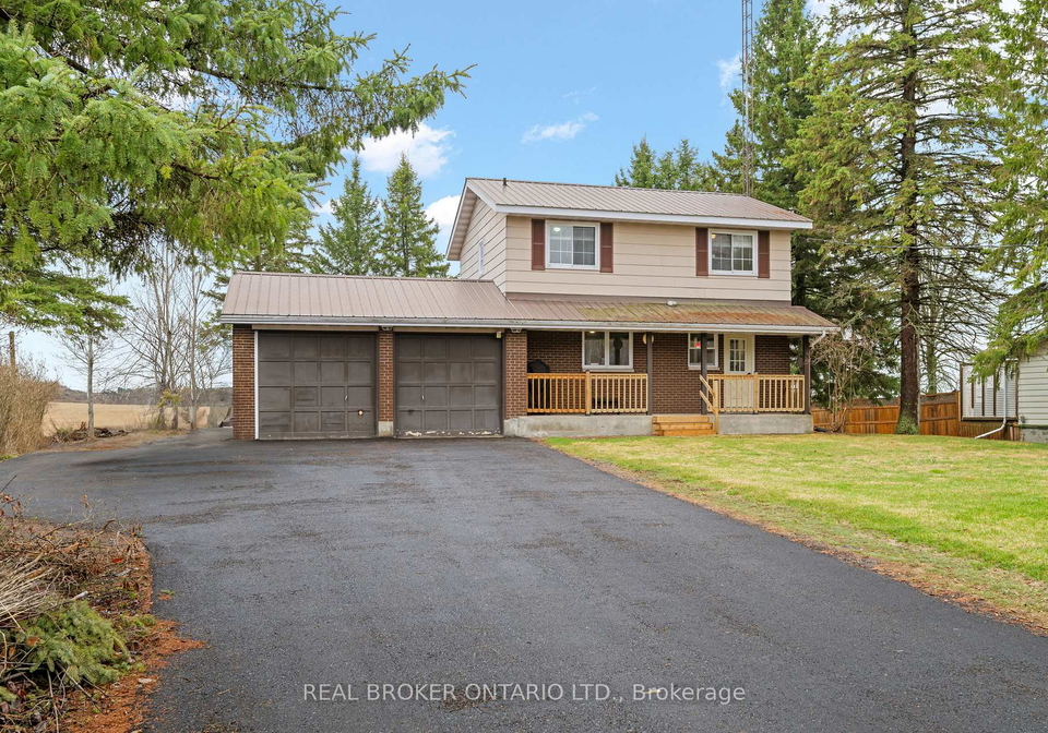 15658-county-43-road-north-stormont-ontario-x13010238