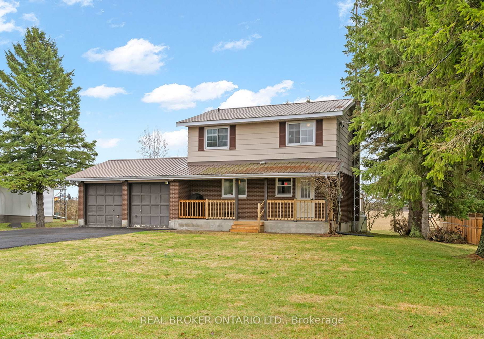 15658-county-43-road-north-stormont-ontario-x13010238