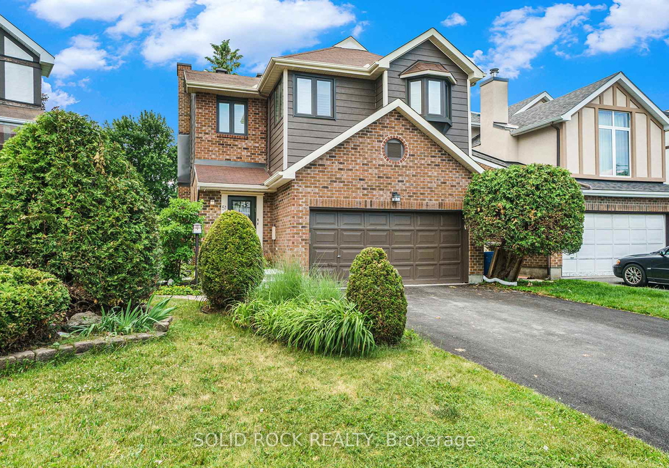 51-pemberton-crescent-ottawa-ontario-x13010336