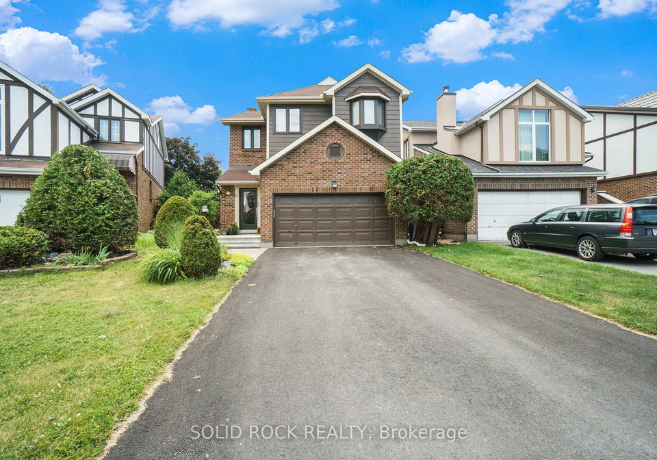 51-pemberton-crescent-ottawa-ontario-x13010336