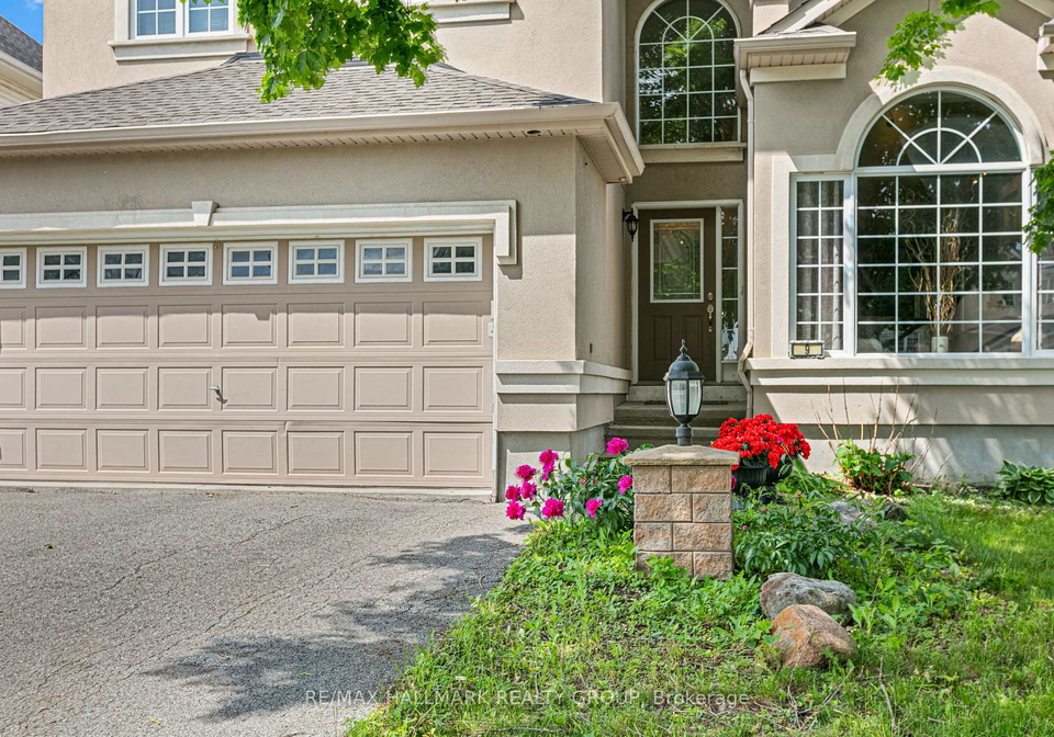 9-blackshire-circle-ottawa-ontario-x13010446