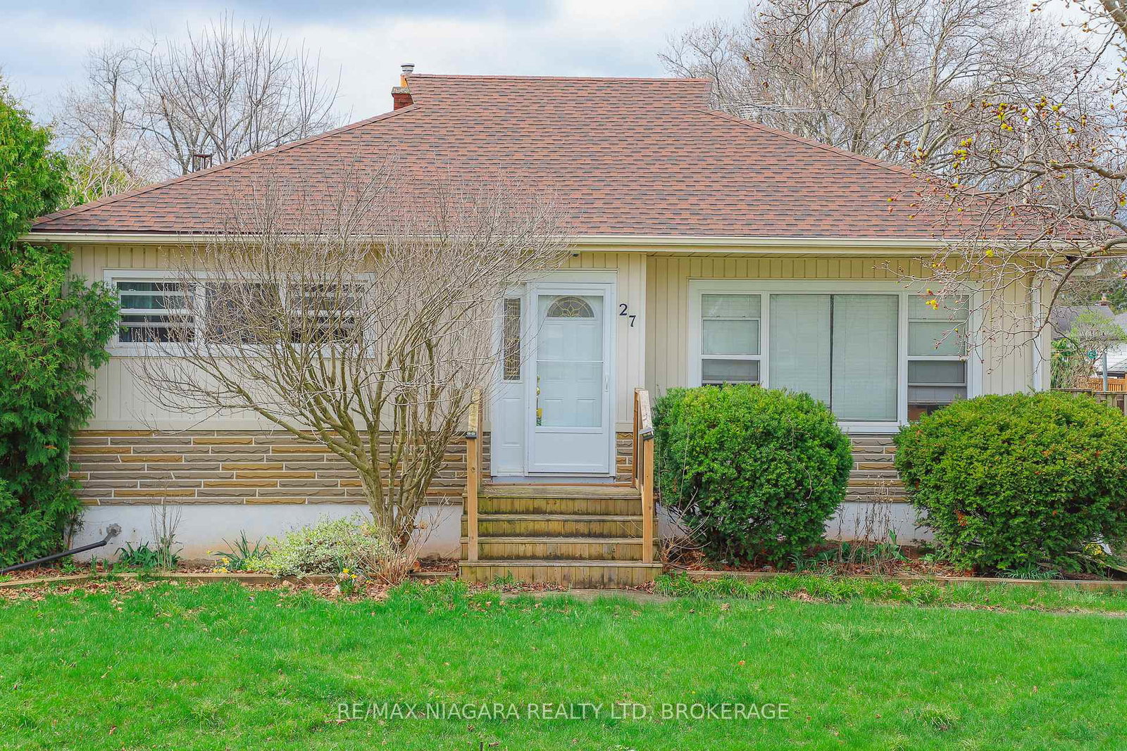 27-white-street-st-catharines-ontario-x13010506
