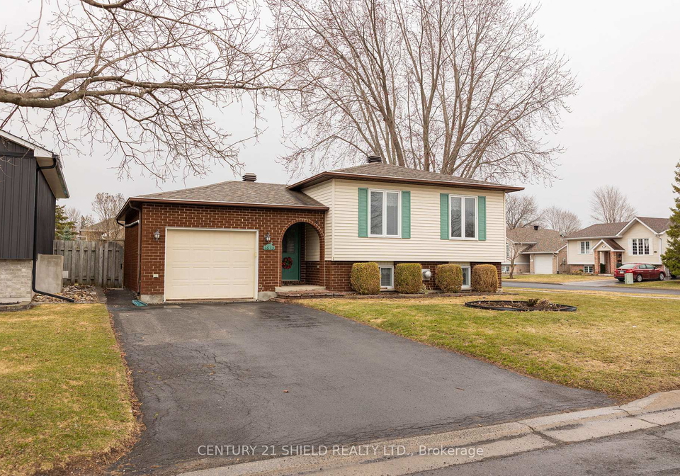 1613-walton-street-cornwall-ontario-x13010686