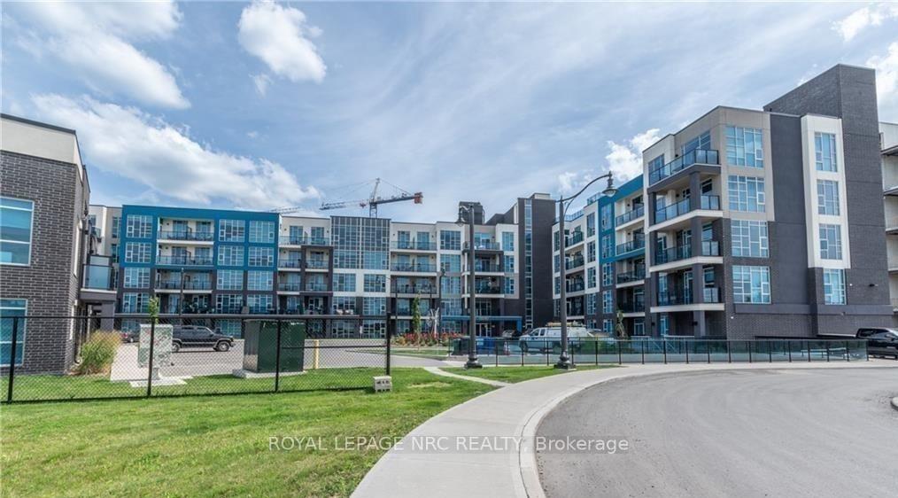 10-concord-place-grimsby-ontario-x13010706