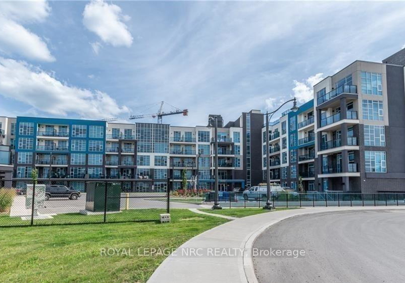 10-concord-place-grimsby-ontario-x13010706