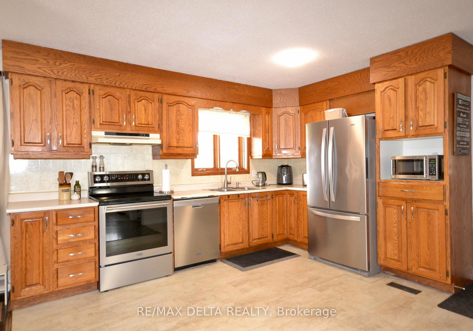 4001-champlain-street-clarence-rockland-ontario-x13011000