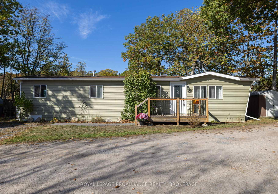 5569-bath-road-loyalist-ontario-x13011106