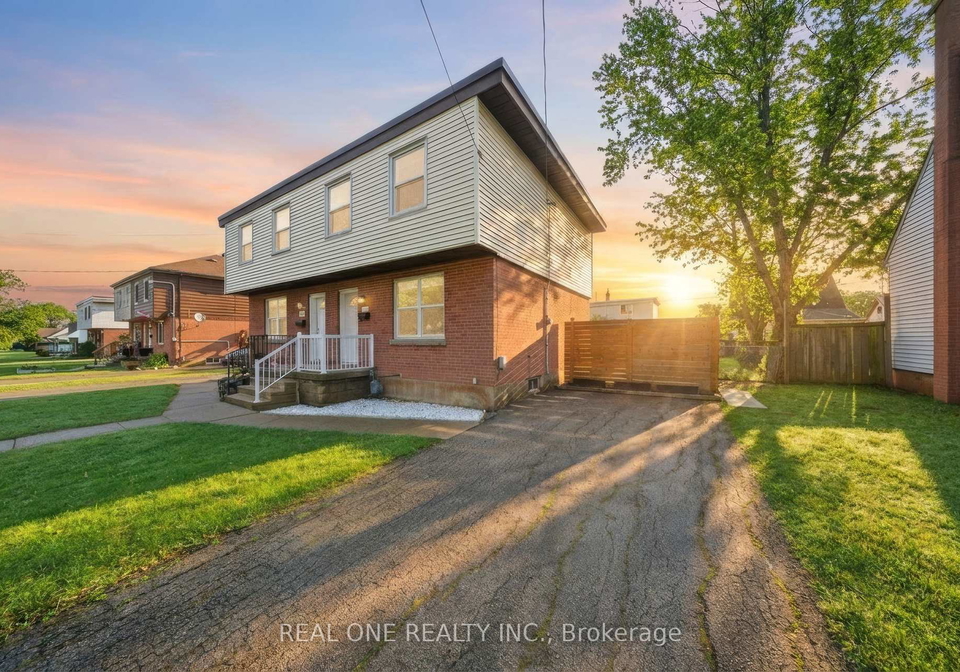 24-sumach-street-hamilton-ontario-x13011160