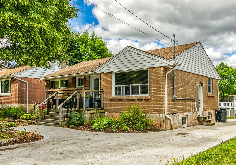 446-east-36th-street-hamilton-ontario-x13011232