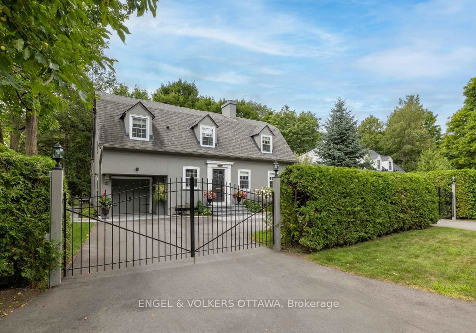 215-springfield-road-ottawa-ontario-x13011354