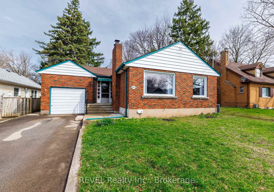 7015-barker-street-niagara-falls-ontario-x13011404