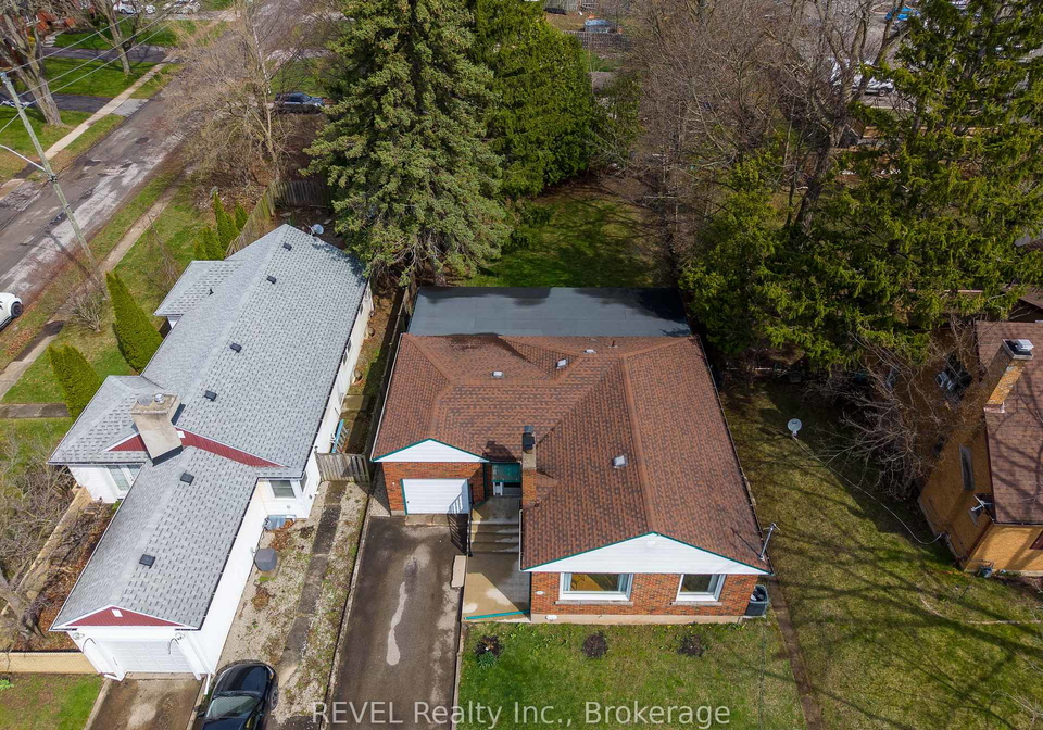 7015-barker-street-niagara-falls-ontario-x13011404