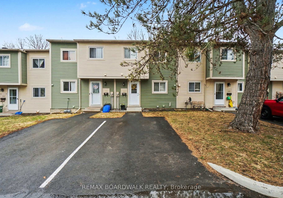 197-teal-crescent-ottawa-ontario-x13011440