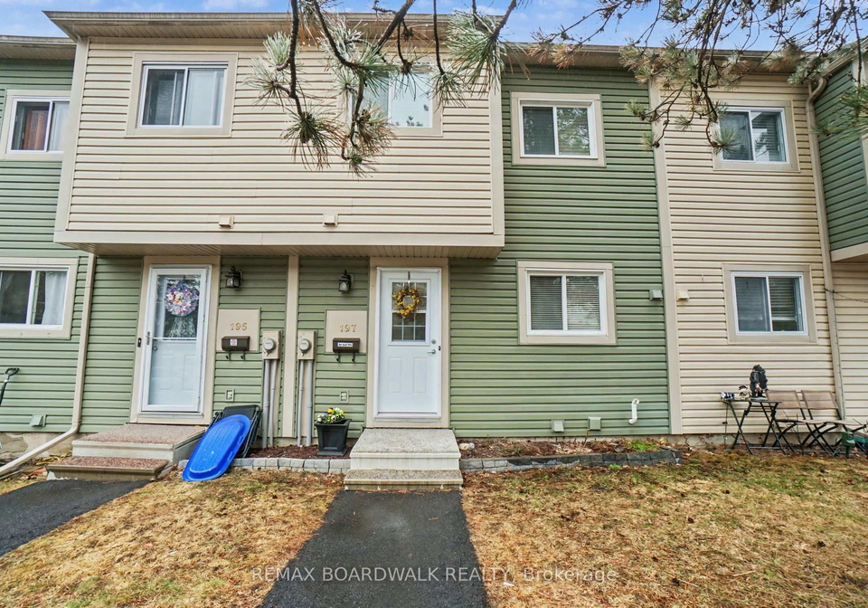 197-teal-crescent-ottawa-ontario-x13011440