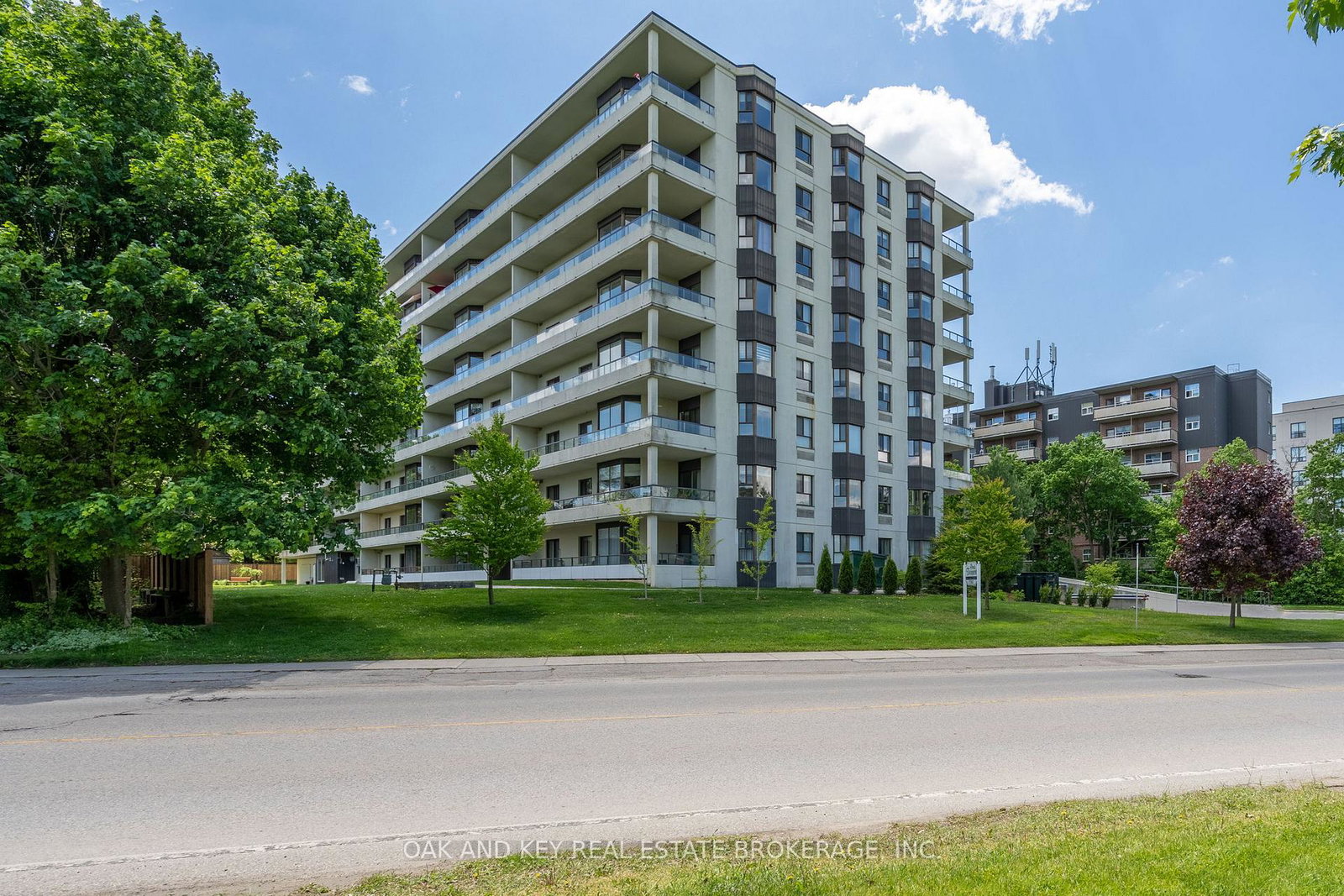 1180-commissioners-road-london-south-ontario-x13011460