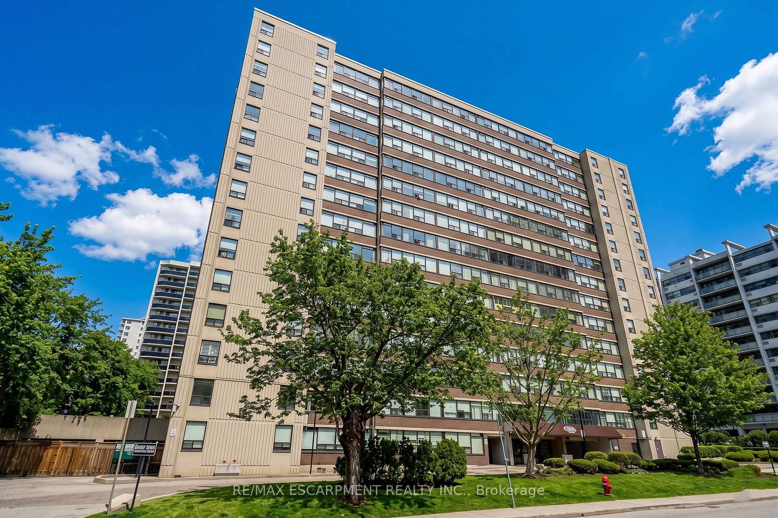 120-duke-street-n-hamilton-ontario-x13011578