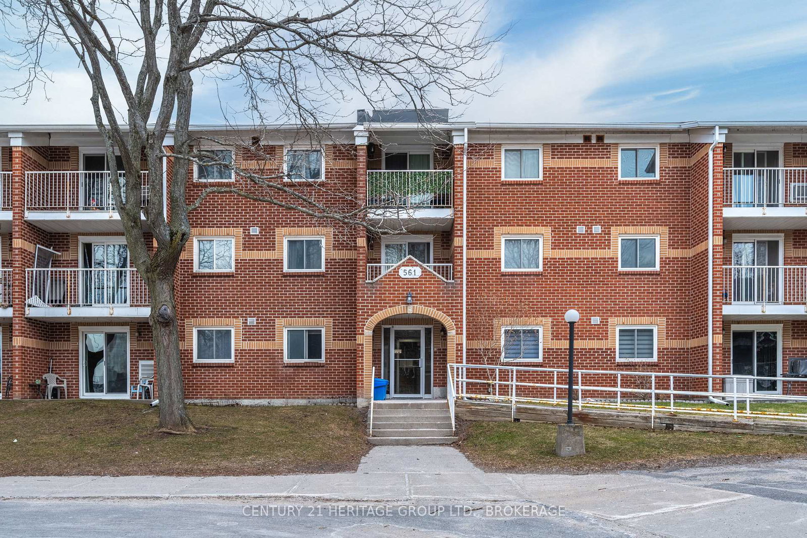 561-armstrong-road-kingston-ontario-x13011676
