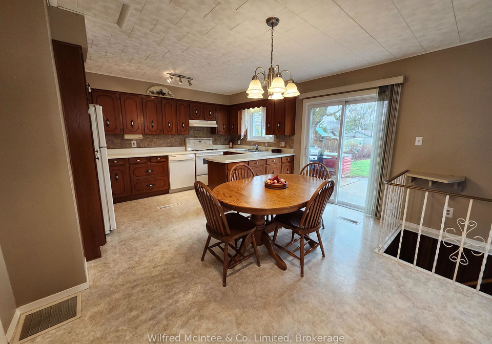 55-albert-street-north-huron-ontario-x13011762