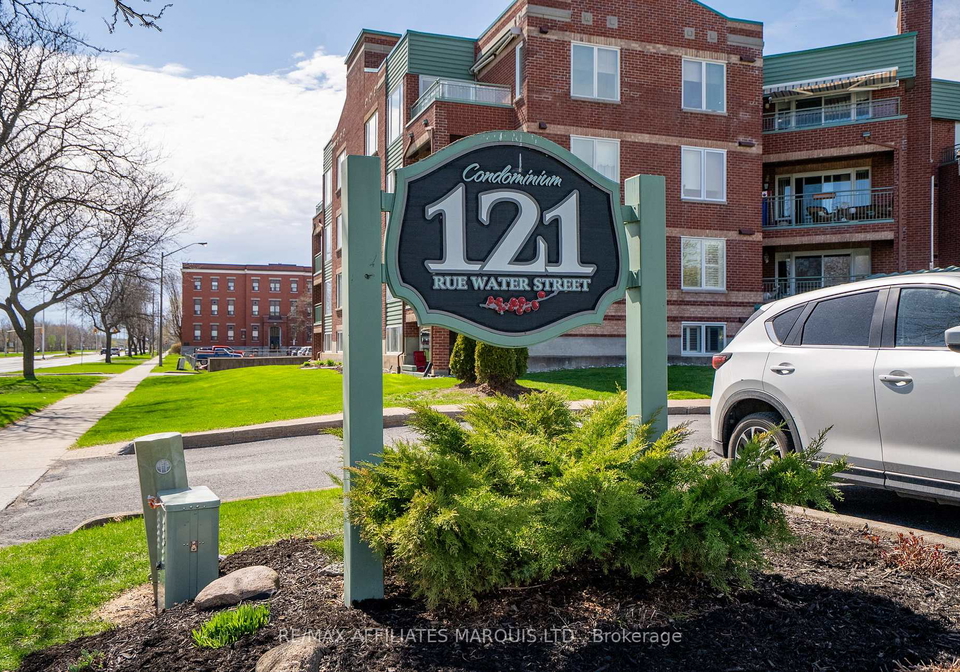 121-water-street-w-cornwall-ontario-x13011792