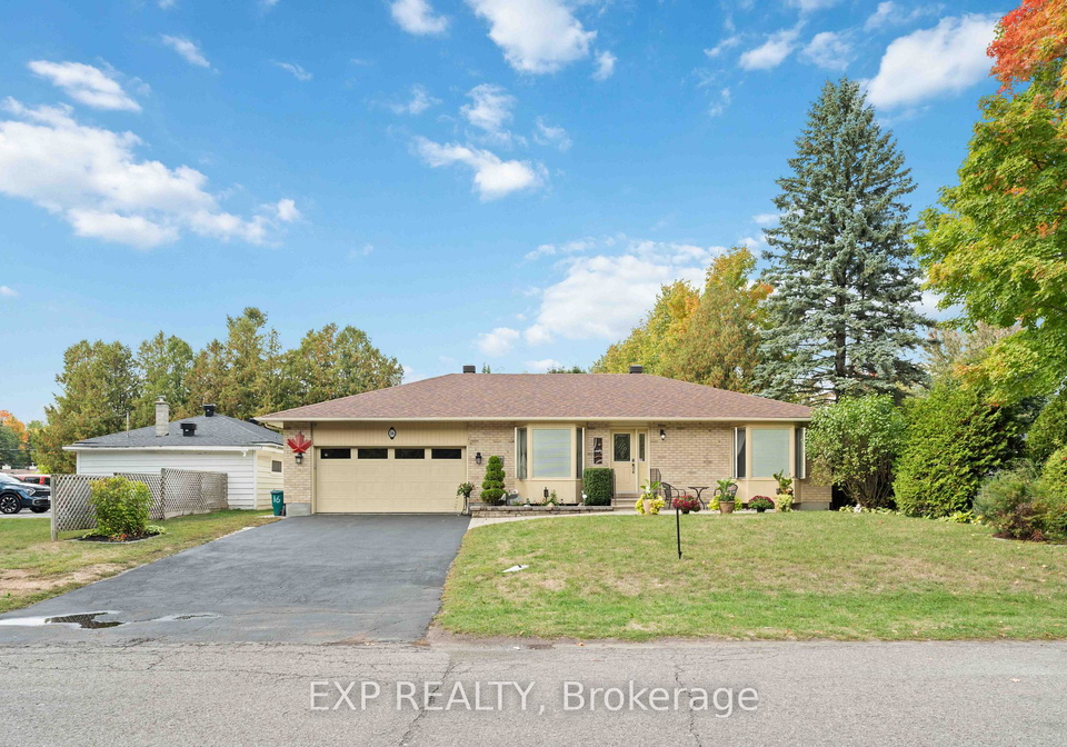16-evelyn-street-ottawa-ontario-x13011862