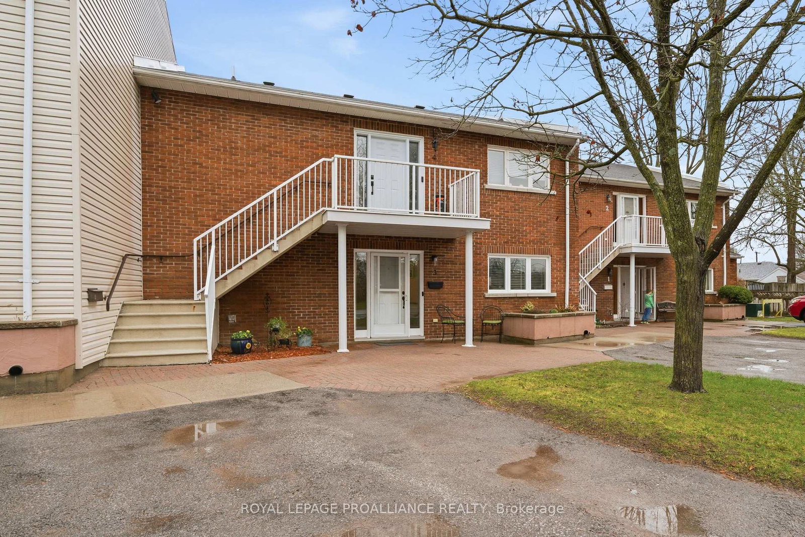 179-herchimer-avenue-belleville-ontario-x13011960