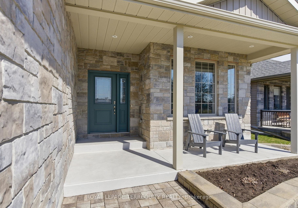 32-birchmount-street-quinte-west-ontario-x13012102