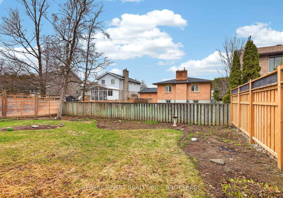 896-ambleside-crescent-kingston-ontario-x13012172