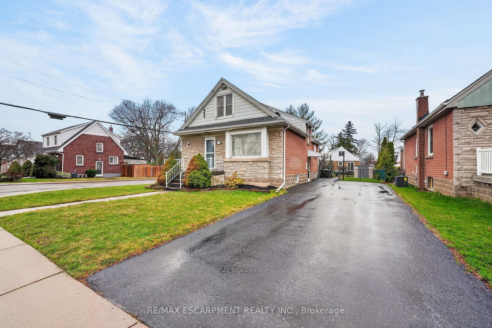56-west-1st-street-hamilton-ontario-x13012182