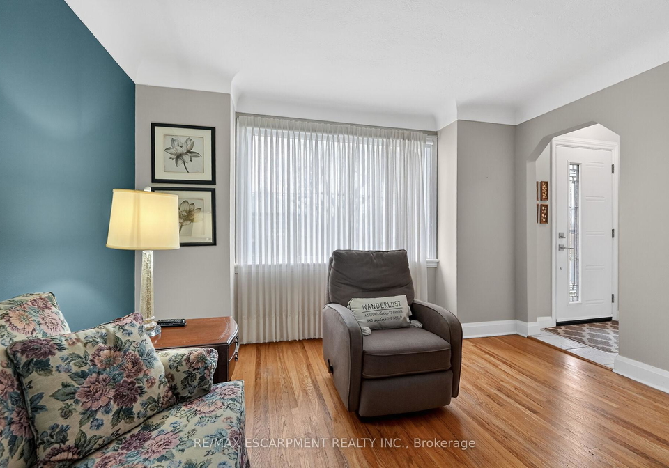 56-west-1st-street-hamilton-ontario-x13012182