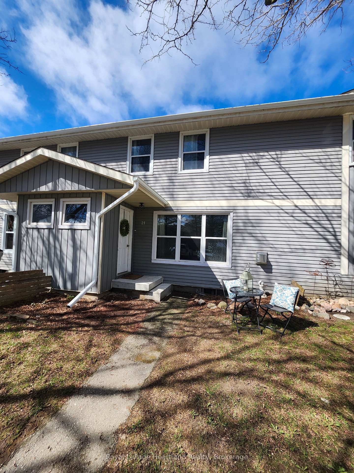 21-st-charles-place-huron-east-ontario-x13012300