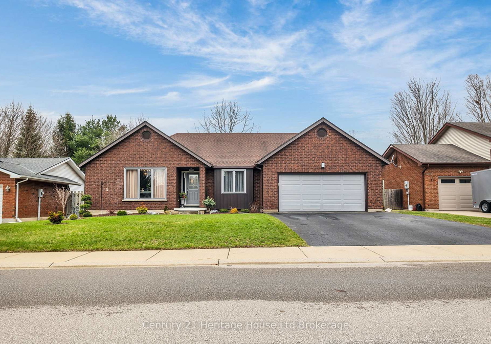 15-gibson-drive-tillsonburg-ontario-x13012456