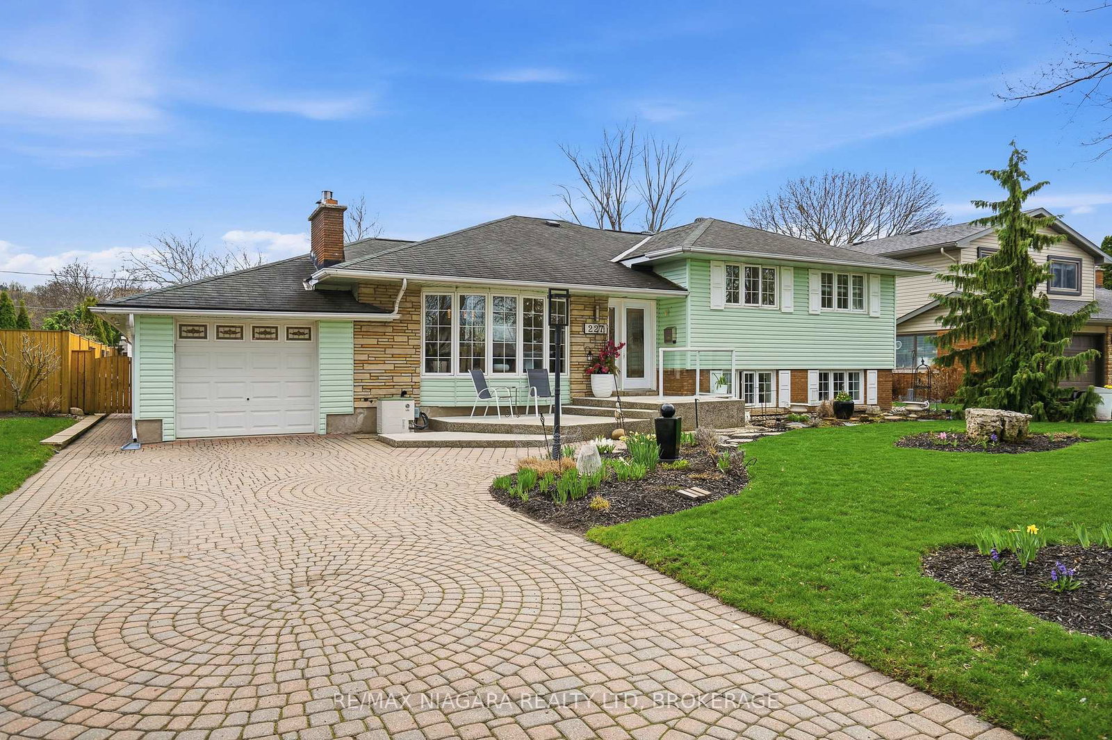 227-riverview-boulevard-st-catharines-ontario-x13012538