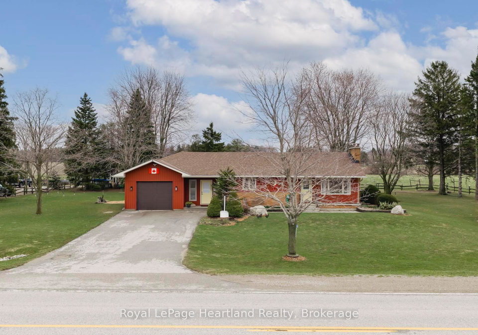 80308-baseline-road-central-huron-ontario-x13012928