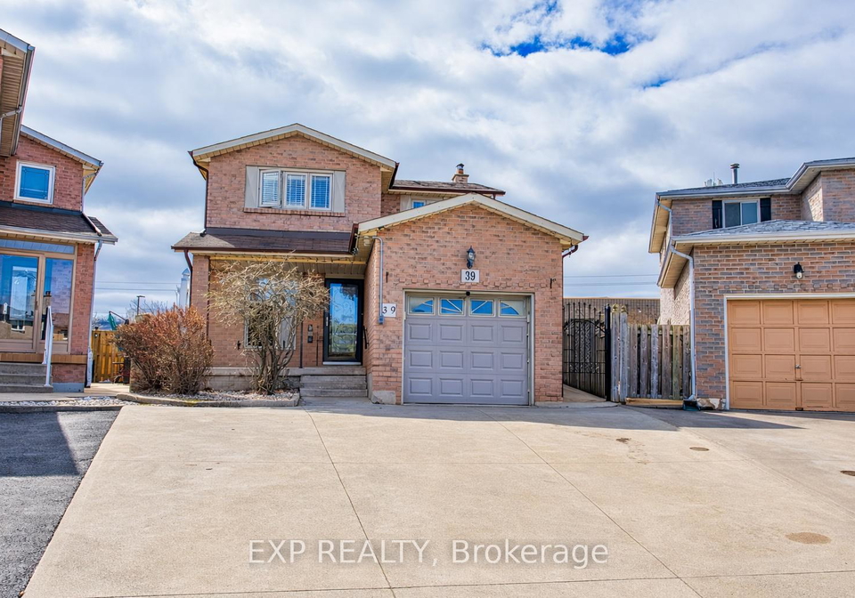 39-regis-court-hamilton-ontario-x13013028
