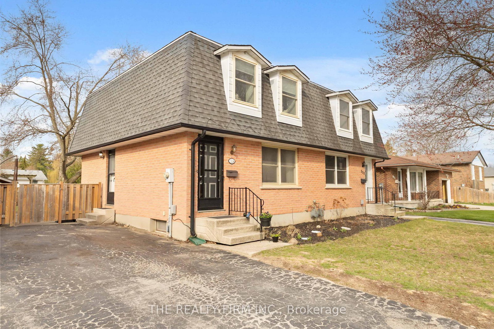 324-oak-avenue-strathroy-caradoc-ontario-x13013108