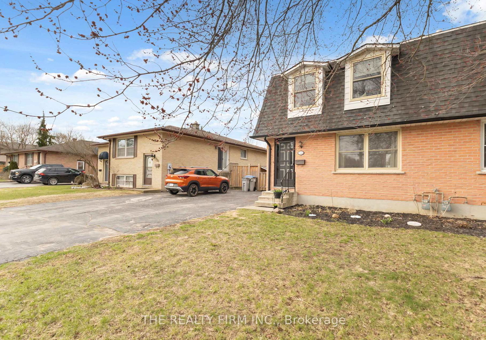 324-oak-avenue-strathroy-caradoc-ontario-x13013108