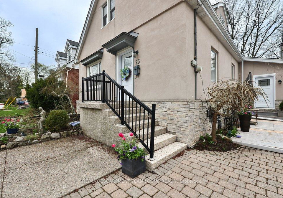 23-searle-street-hamilton-ontario-x13013156