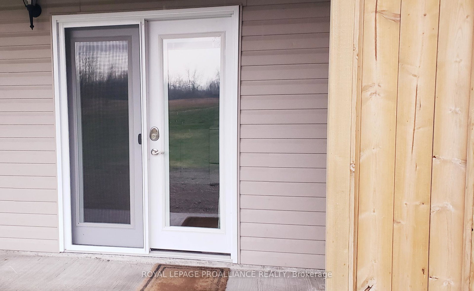 1027b-old-highway-2-quinte-west-ontario-x13013370