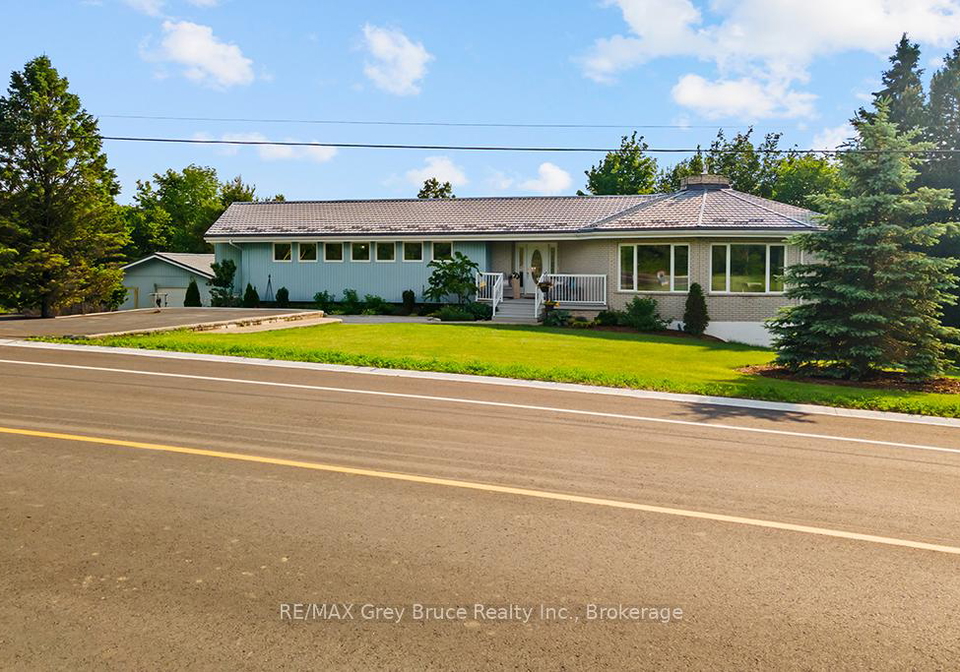 15-isthmus-bay-road-northern-bruce-peninsula-ontario-x13013570