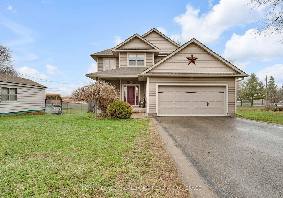270-north-street-gananoque-ontario-x13013714
